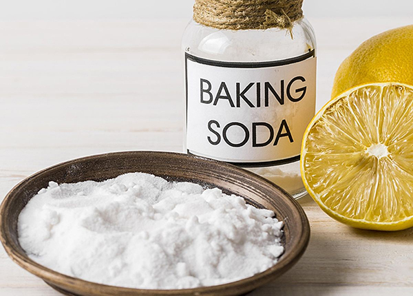 Baking soda giúp làm sạch, khử mùi thiết bị hiệu quả, an toàn